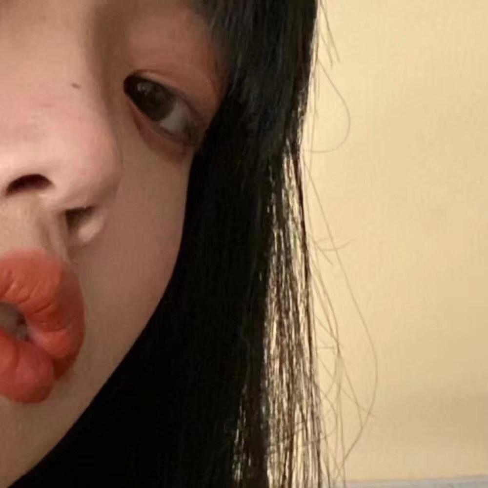 小薇睡着了