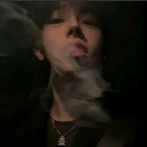 神明不煽情