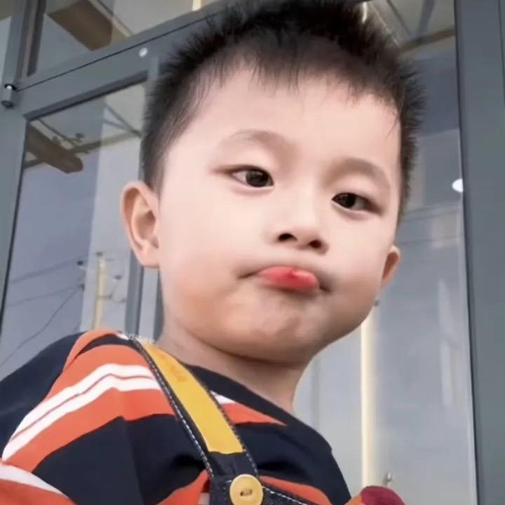 孤舟喜欢蓝色💙