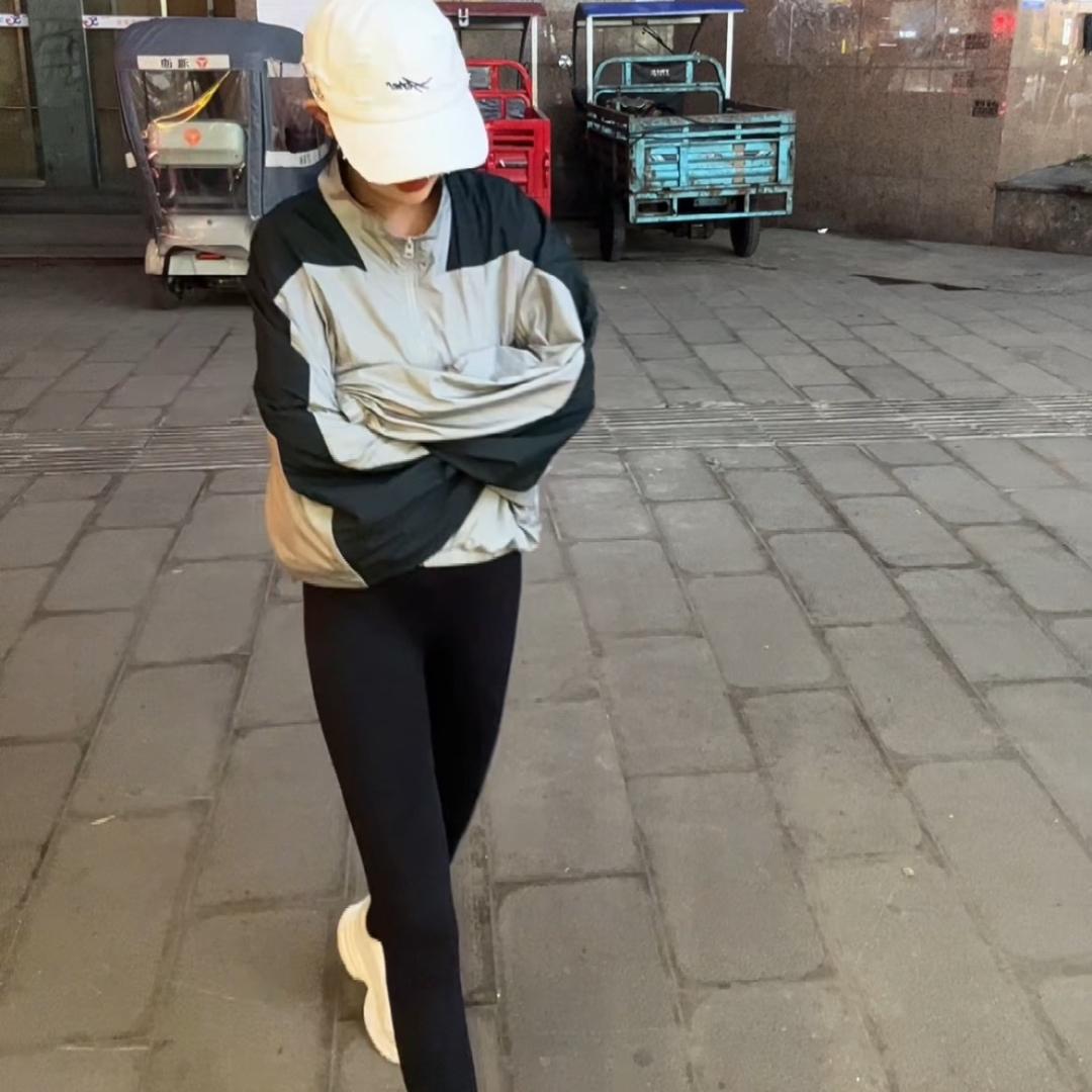 小敏的童装店