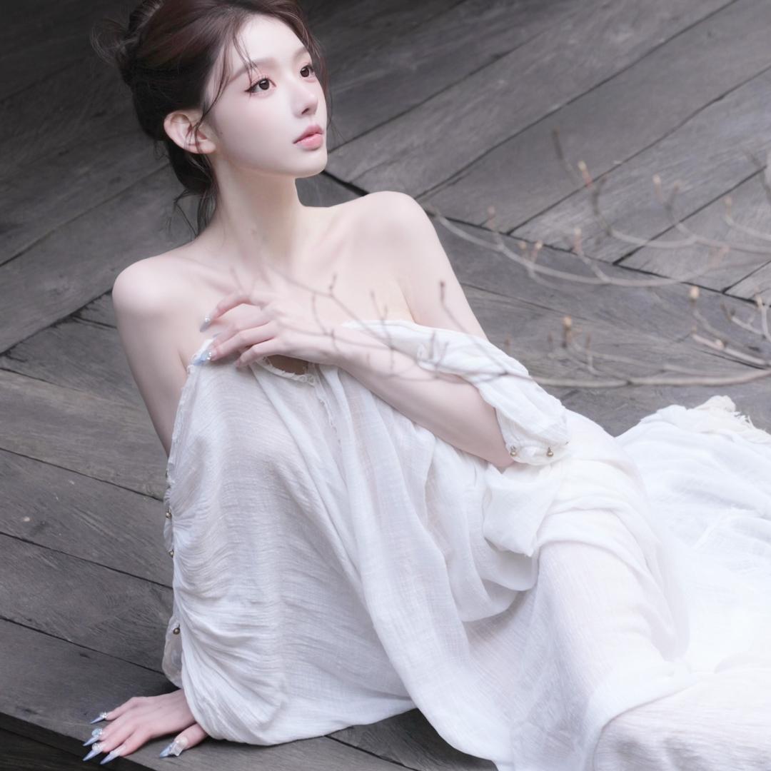 洛阳化妆师童童