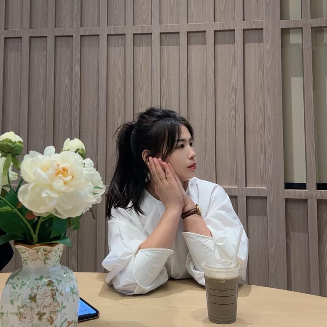 梅梅@