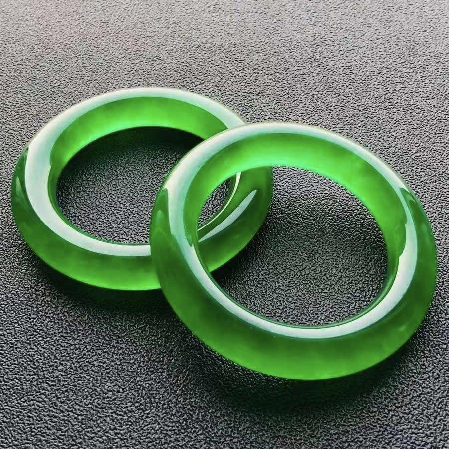 22568182327