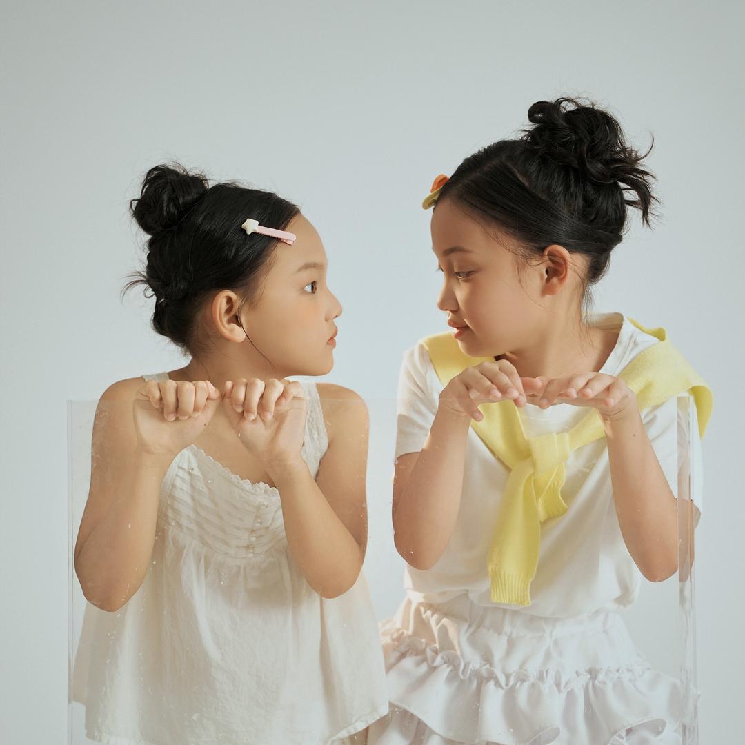 两个小棉袄的妈妈。