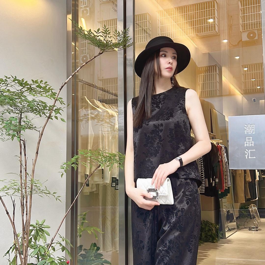东阳市1968女装