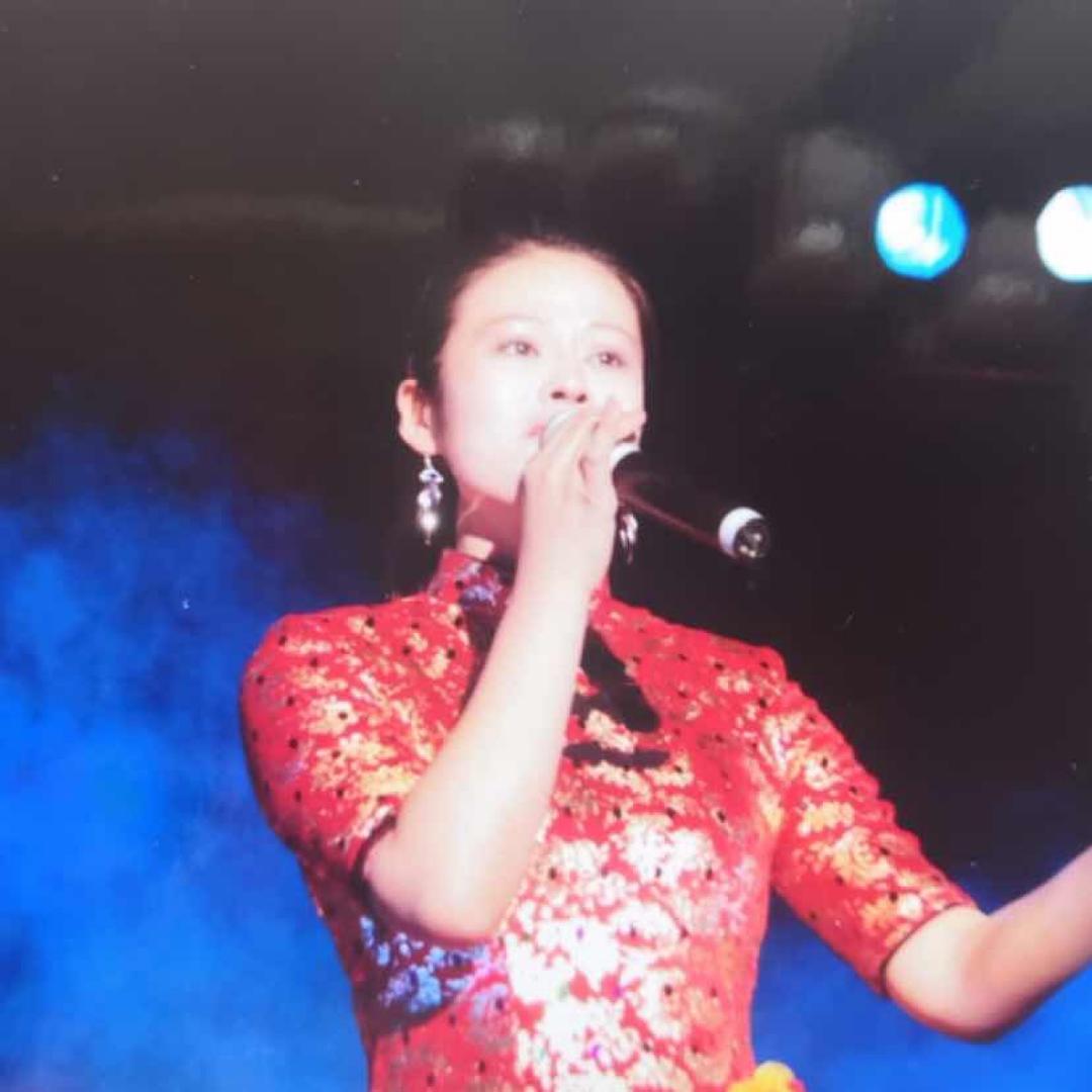 越歌姐妹