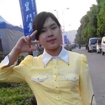 大妹，两个娃，妈咪