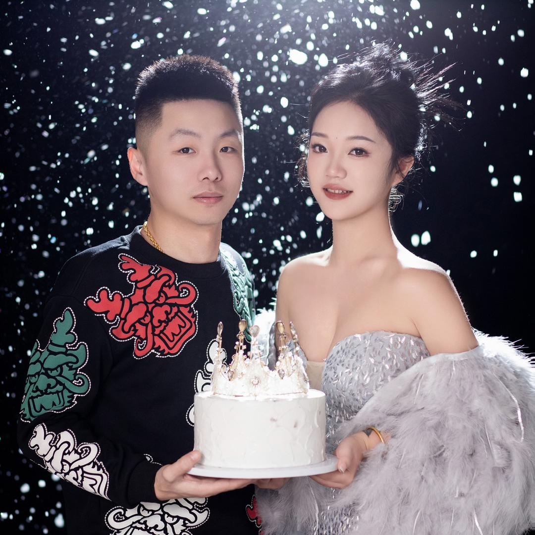 Zhang and Zhou