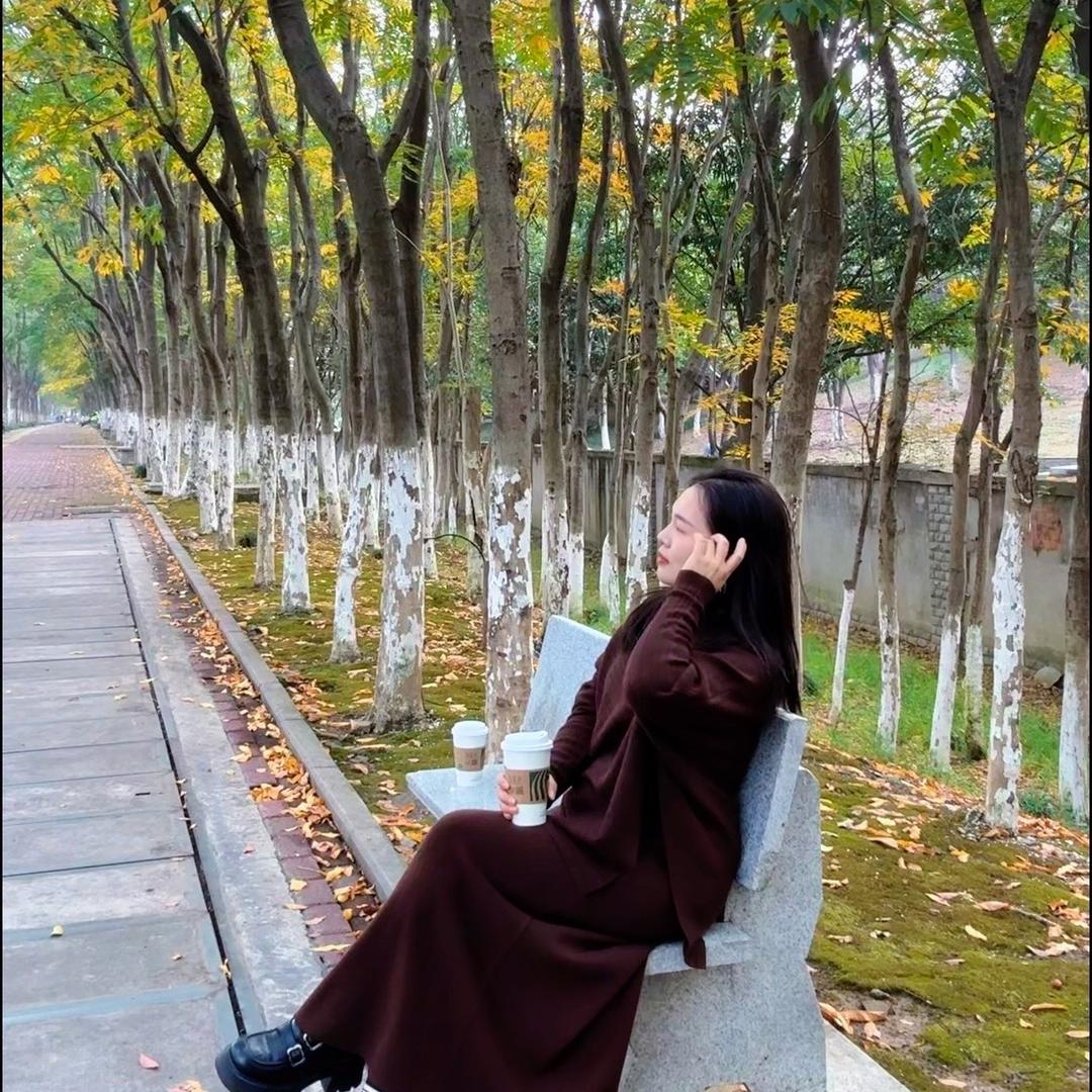 Zhoෆ. ෆ⃛ng💋的朋友圈