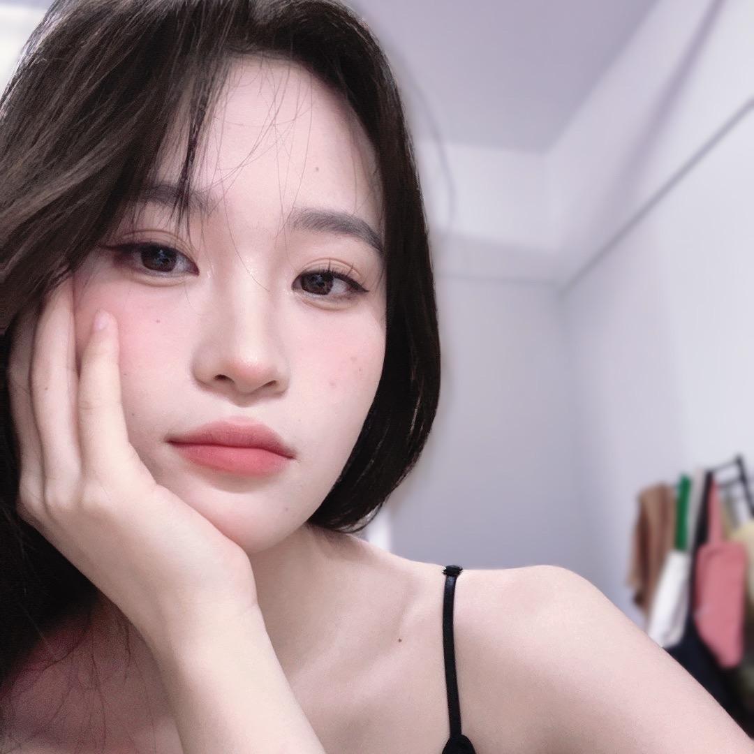 思思-