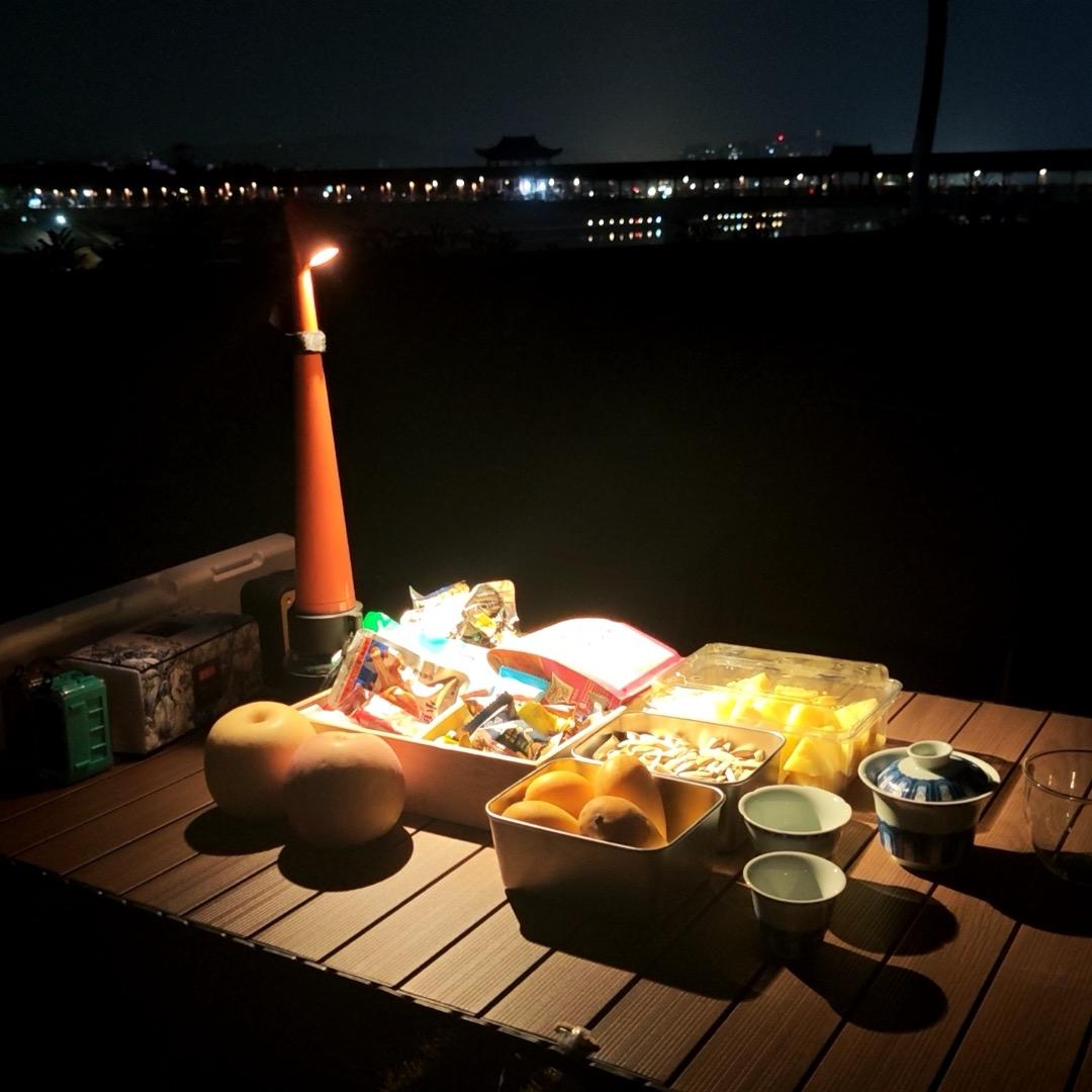 何家小院—我哥爱喝茶