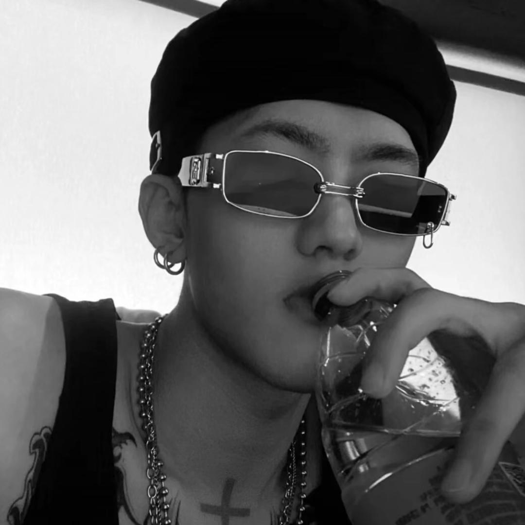 一只小锦李.🧸