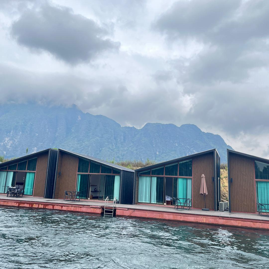 老挝万象赛色塔娱乐会所