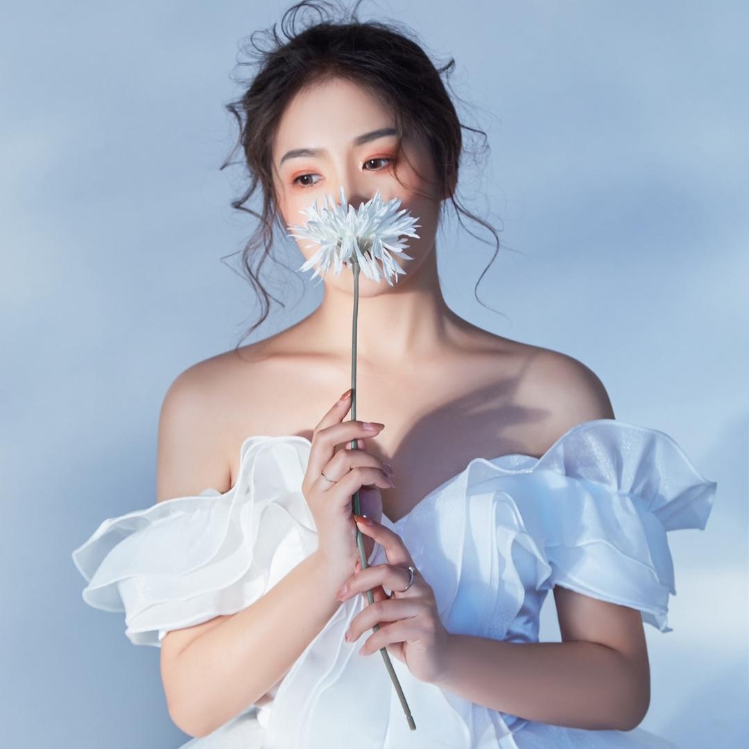 茜儿😘