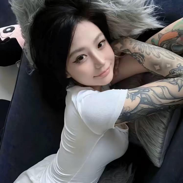 成都-彫蝉刺青
