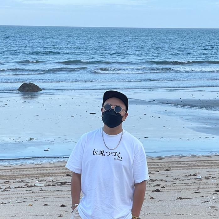 职业讲口佬Mr.Ho头像