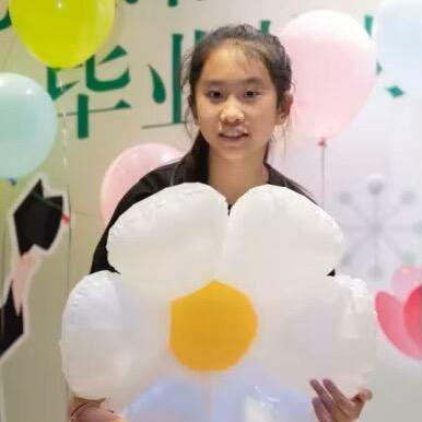 ꧁༺泡泡糖༻꧂