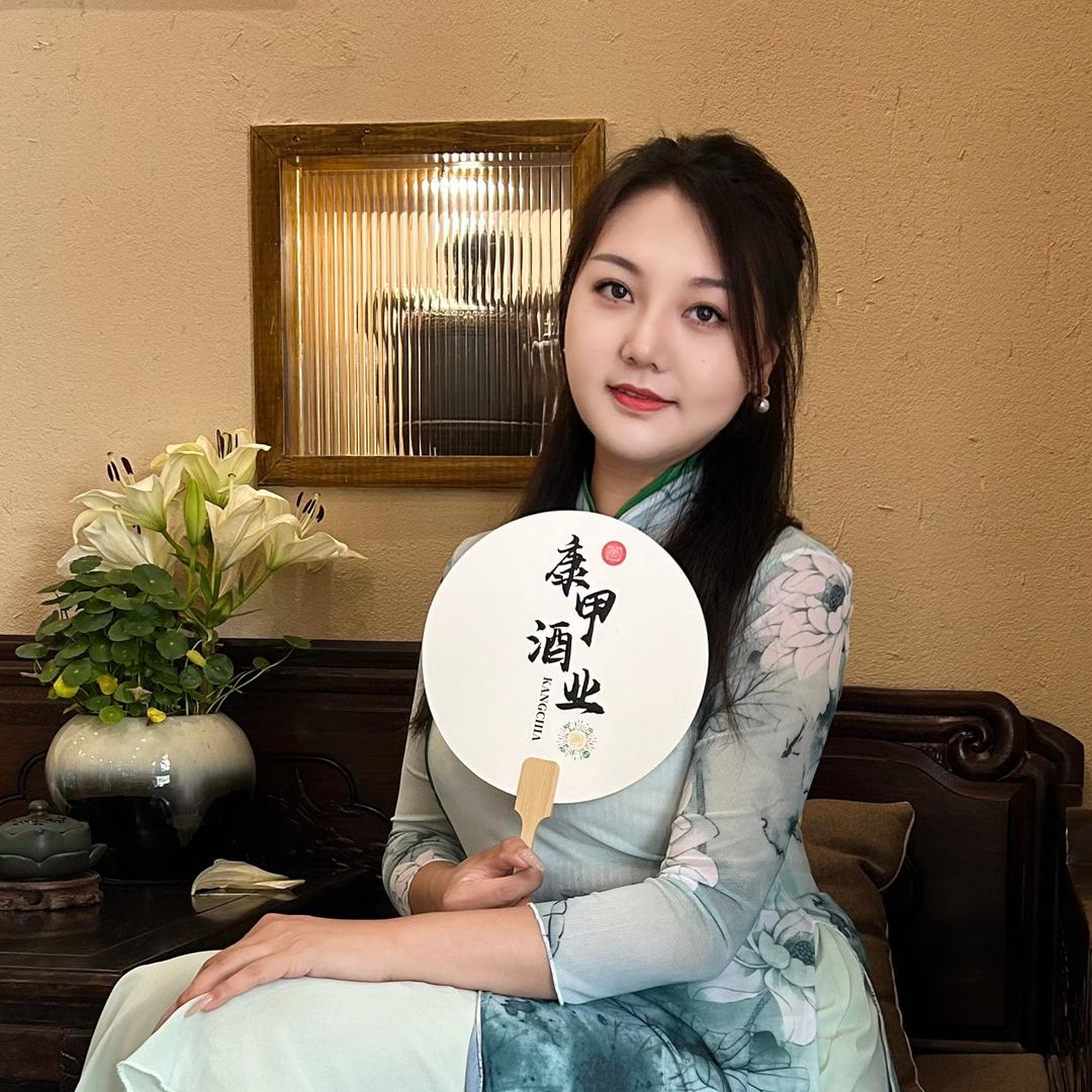 小晓爱上酒