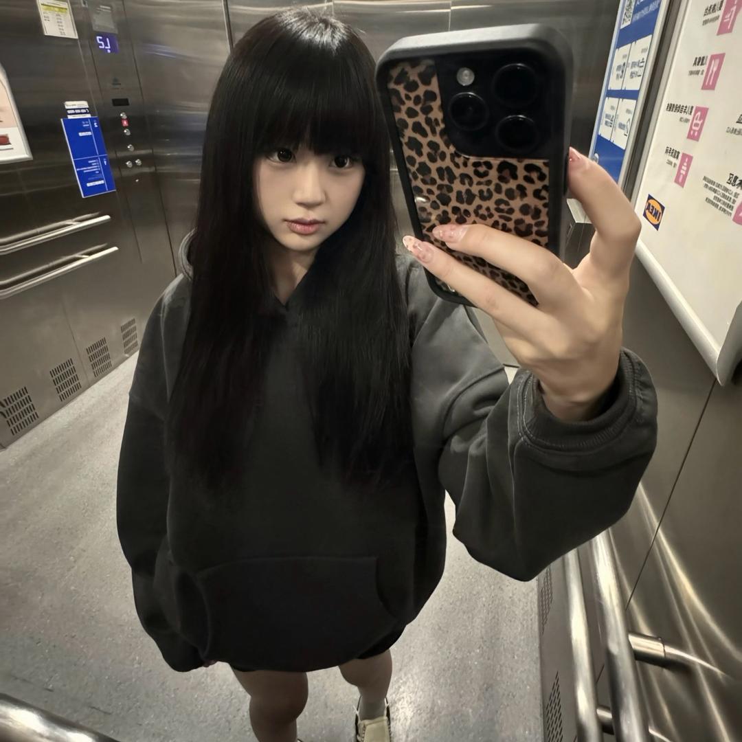 你怎麼呆呆的Z☡zᶻ