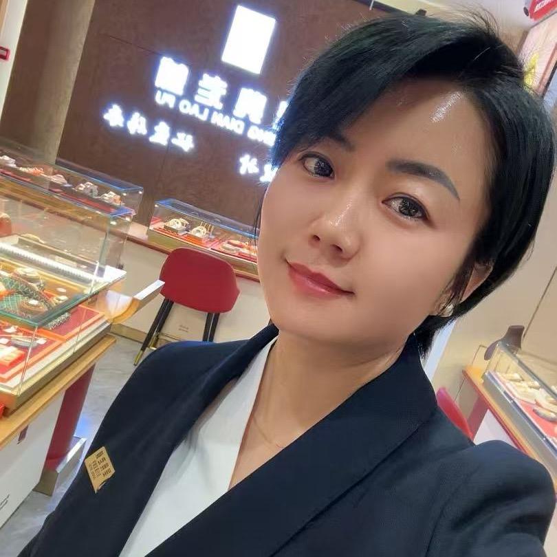 呈典老铺黄金佳佳