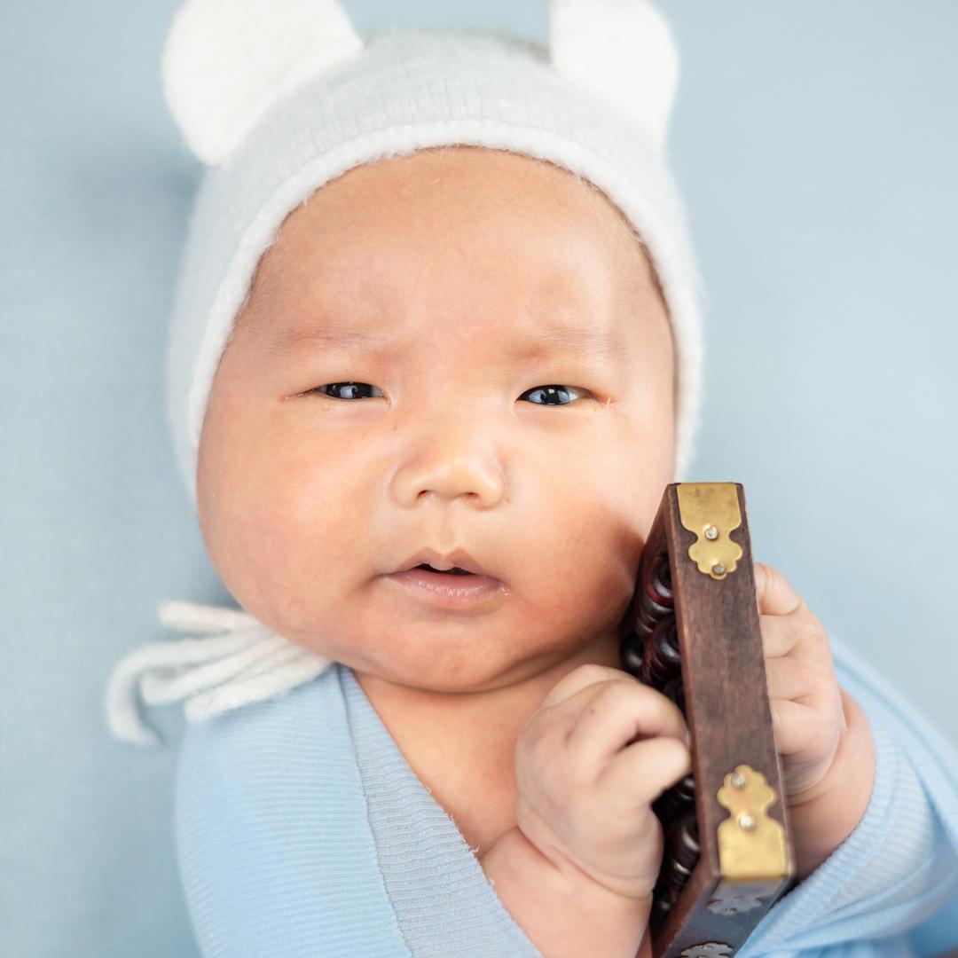 肉嘟嘟的小奕铭