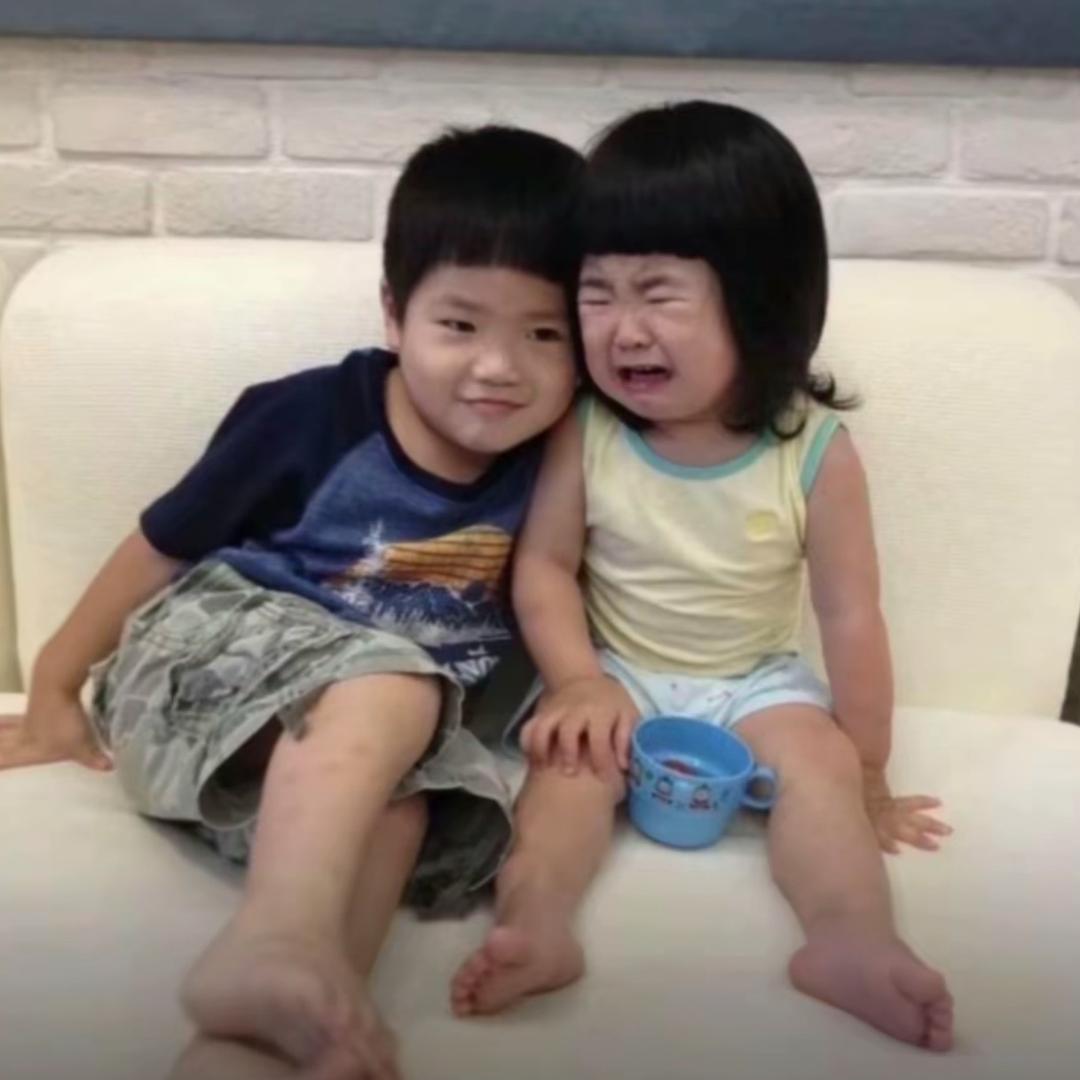小鰻魚^