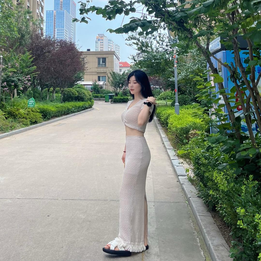 闫小肉🧏🏼‍♀️