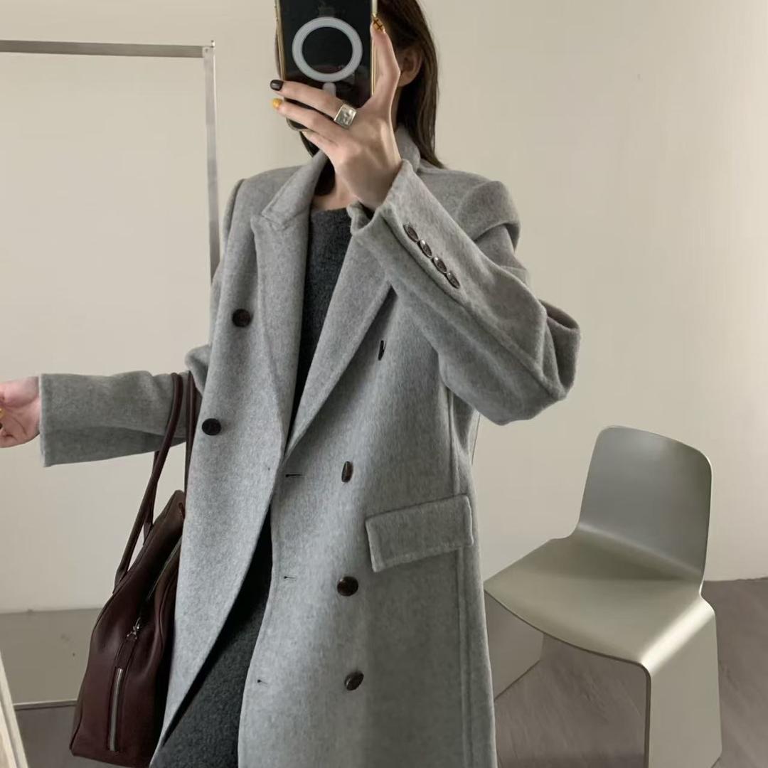 不懂的服装小卖部