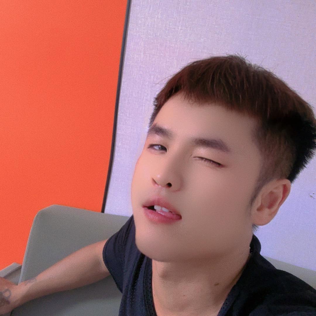 阿敏༒