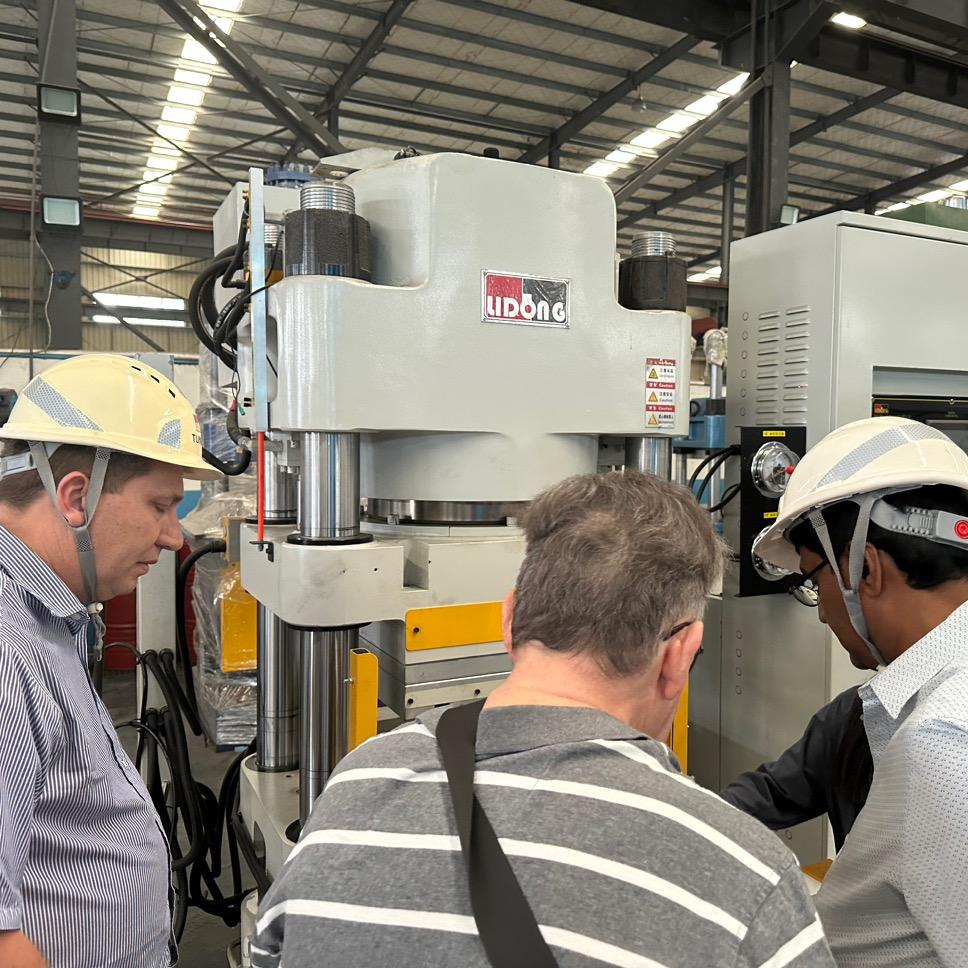 A寧波德力東機械科技有限公司