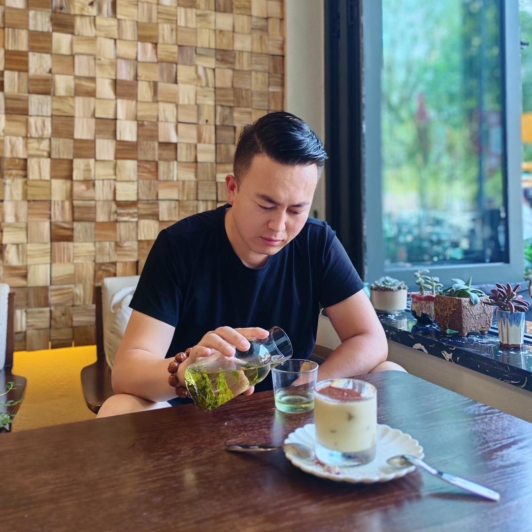 珍草堂新区店达店长