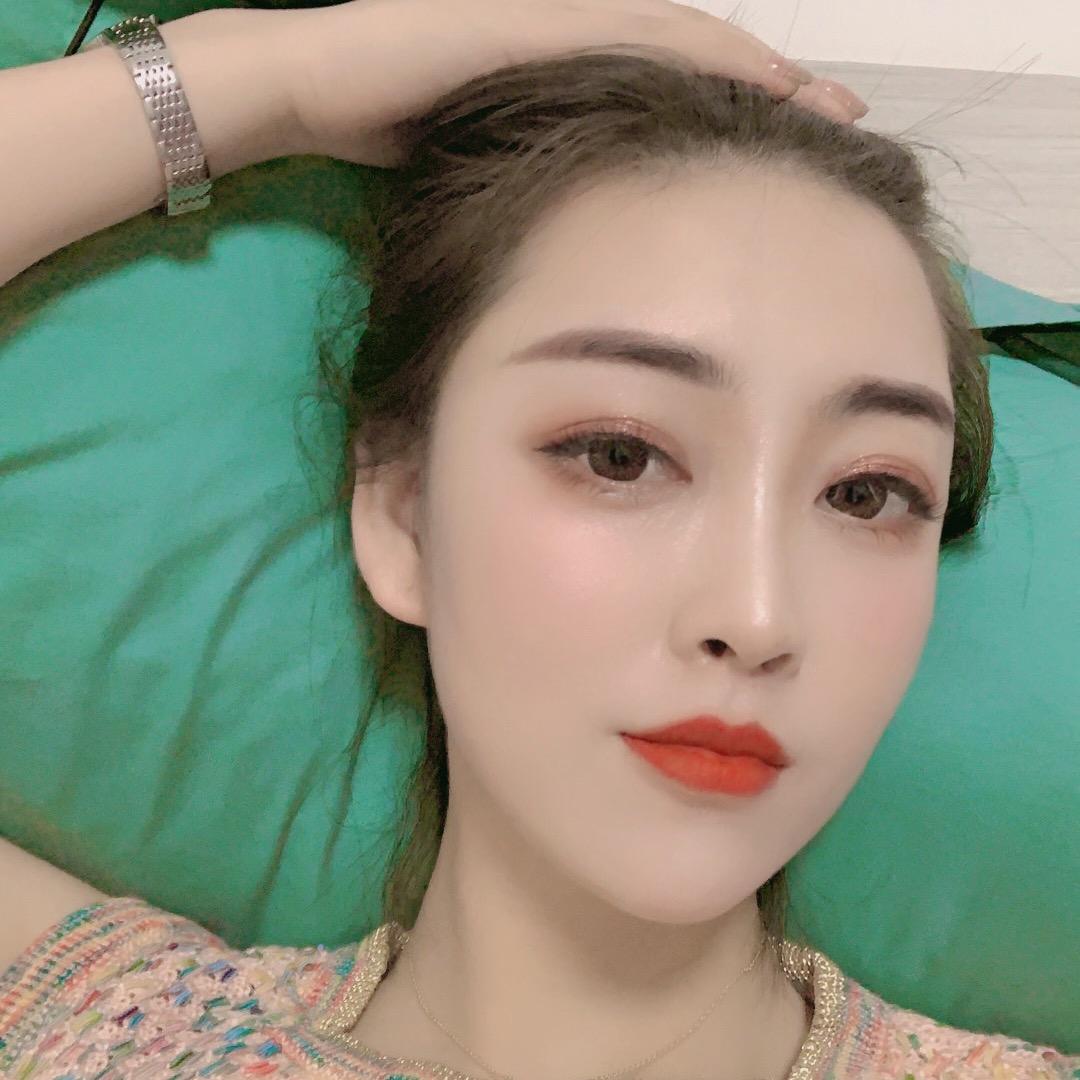 李小婉💃