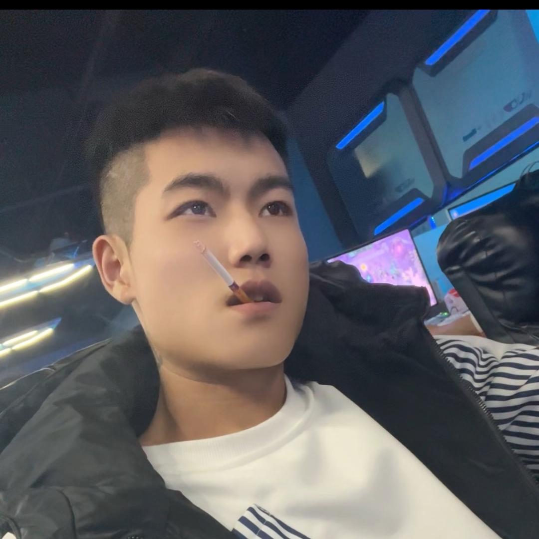 飞😜仔
