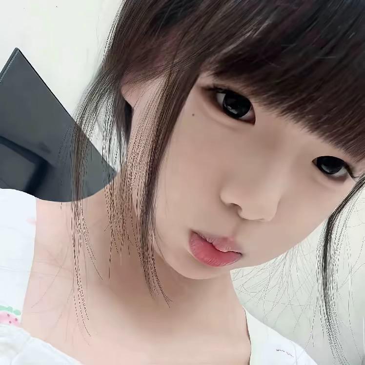一只苒.