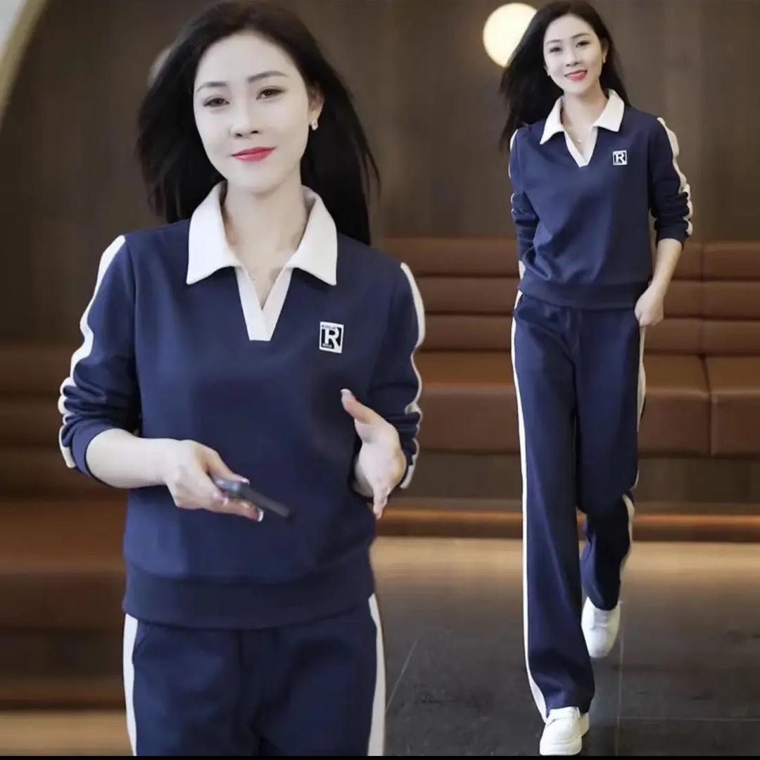 伊栢东莞市金挺娜服饰有限公司女装专卖店