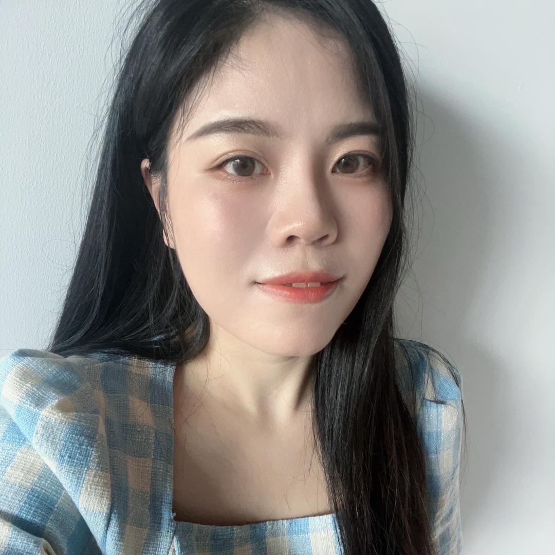 爱玩游戏的柚子