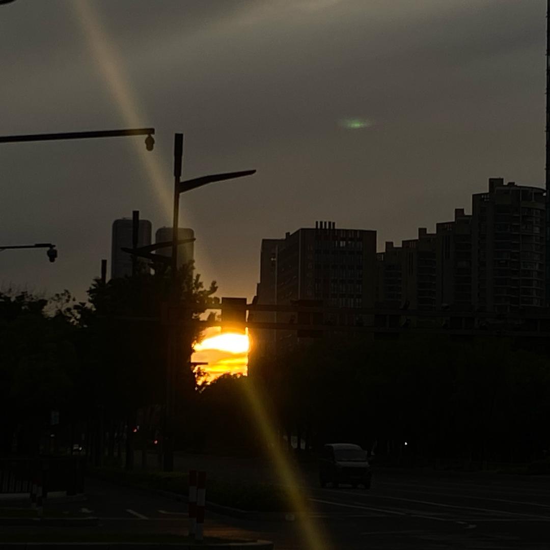 嗯。我疯了