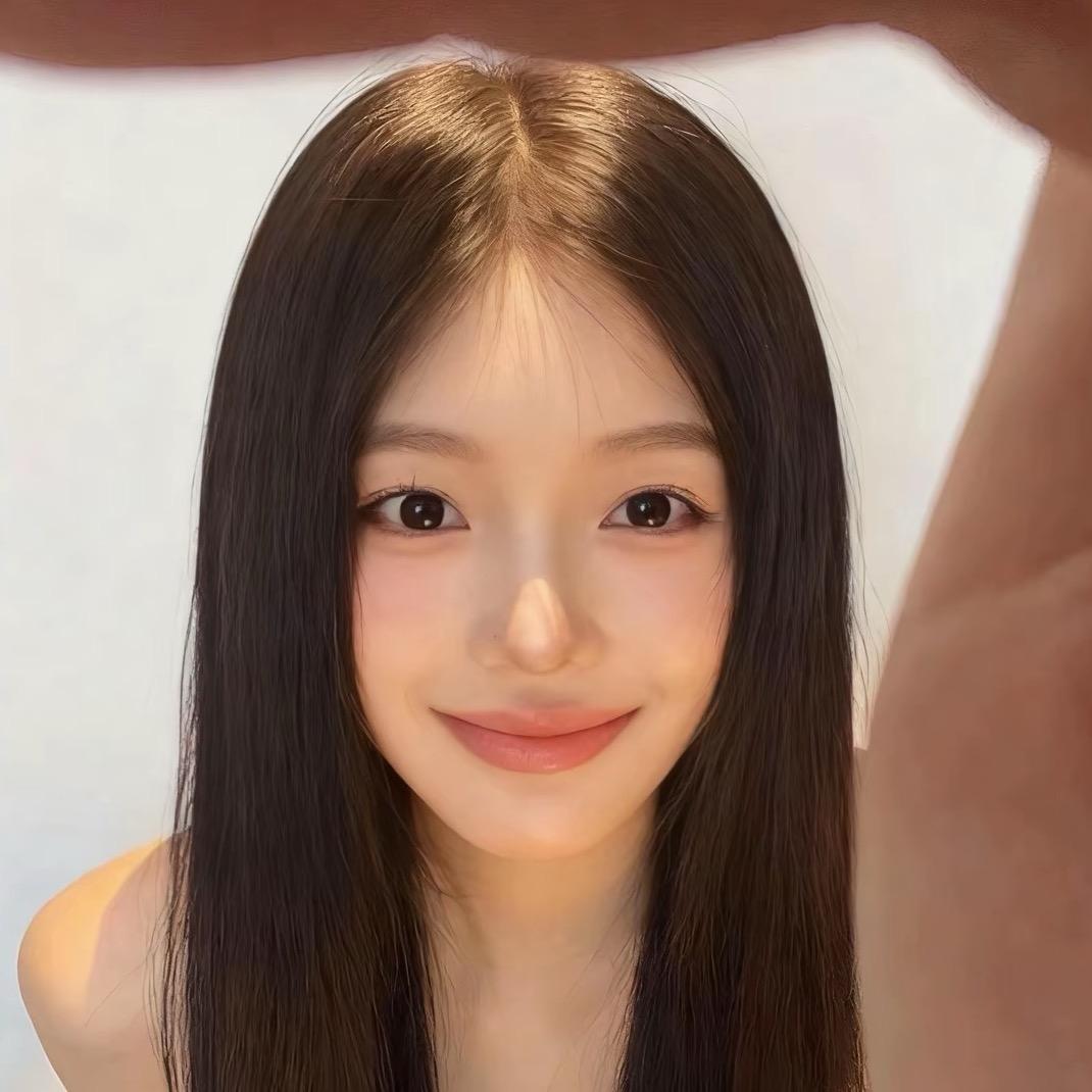 简奕-莉莉