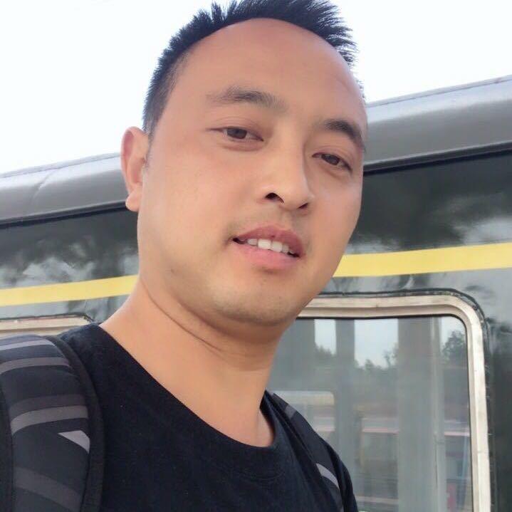 梁鼎松