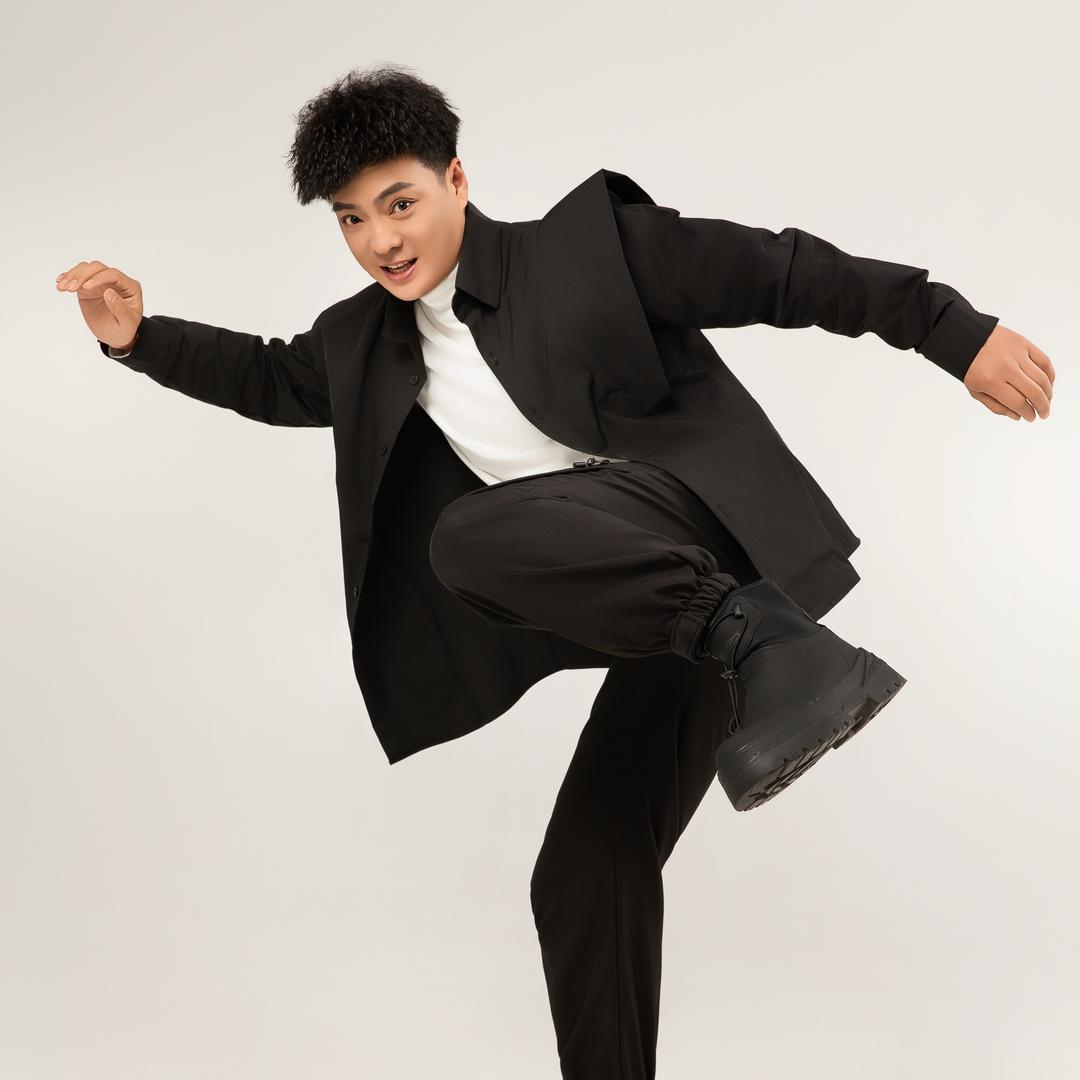 Discovery爱新觉罗