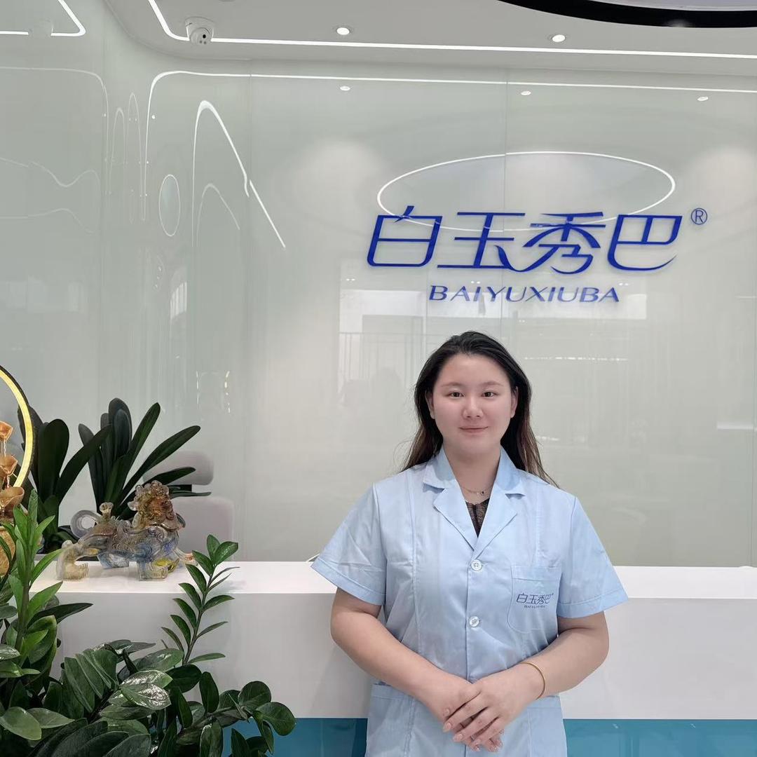 白玉秀巴雅林老师