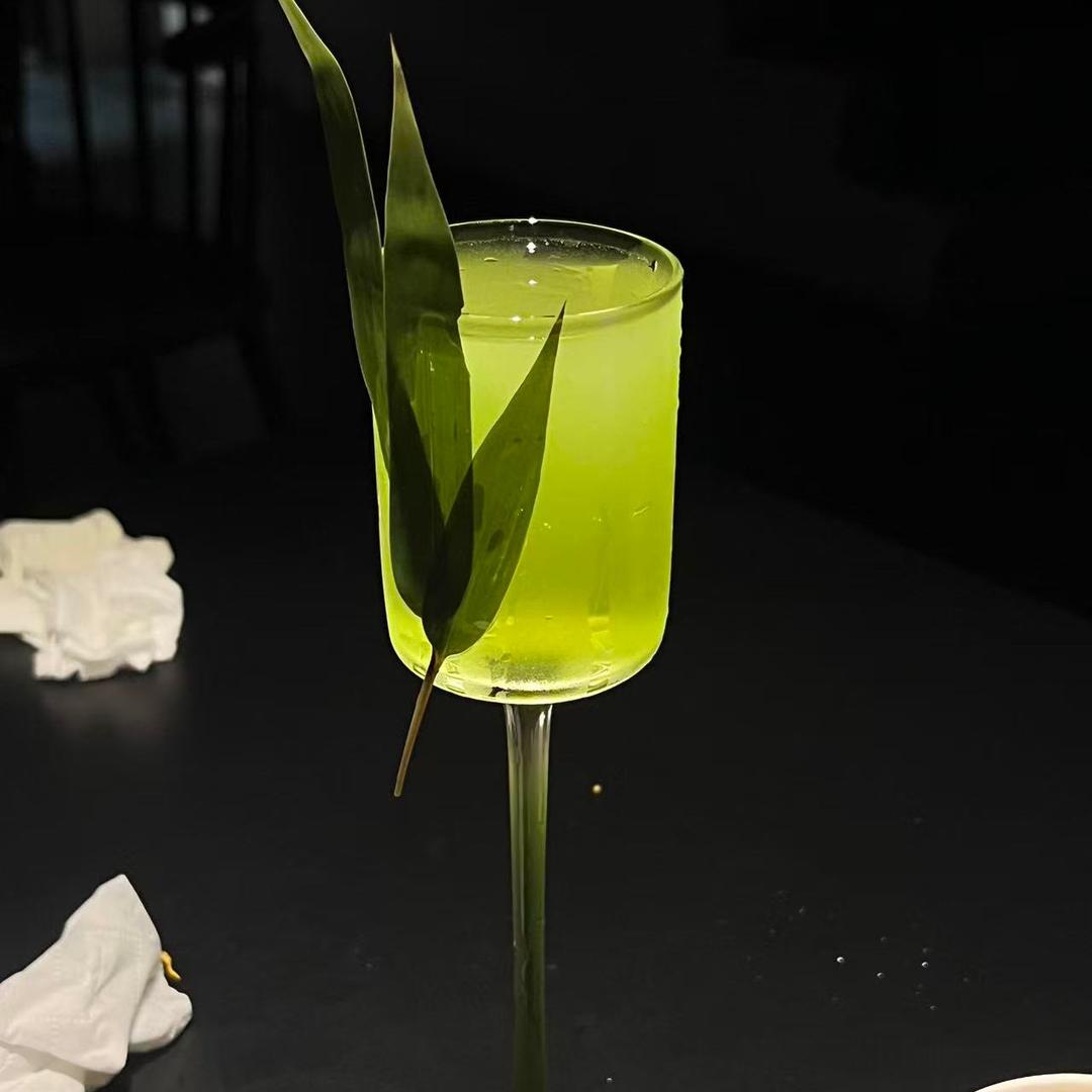 吹风的泡泡