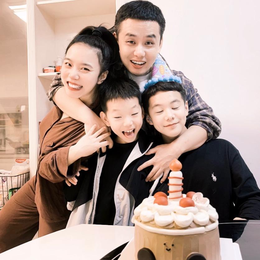 孩儿和他爹