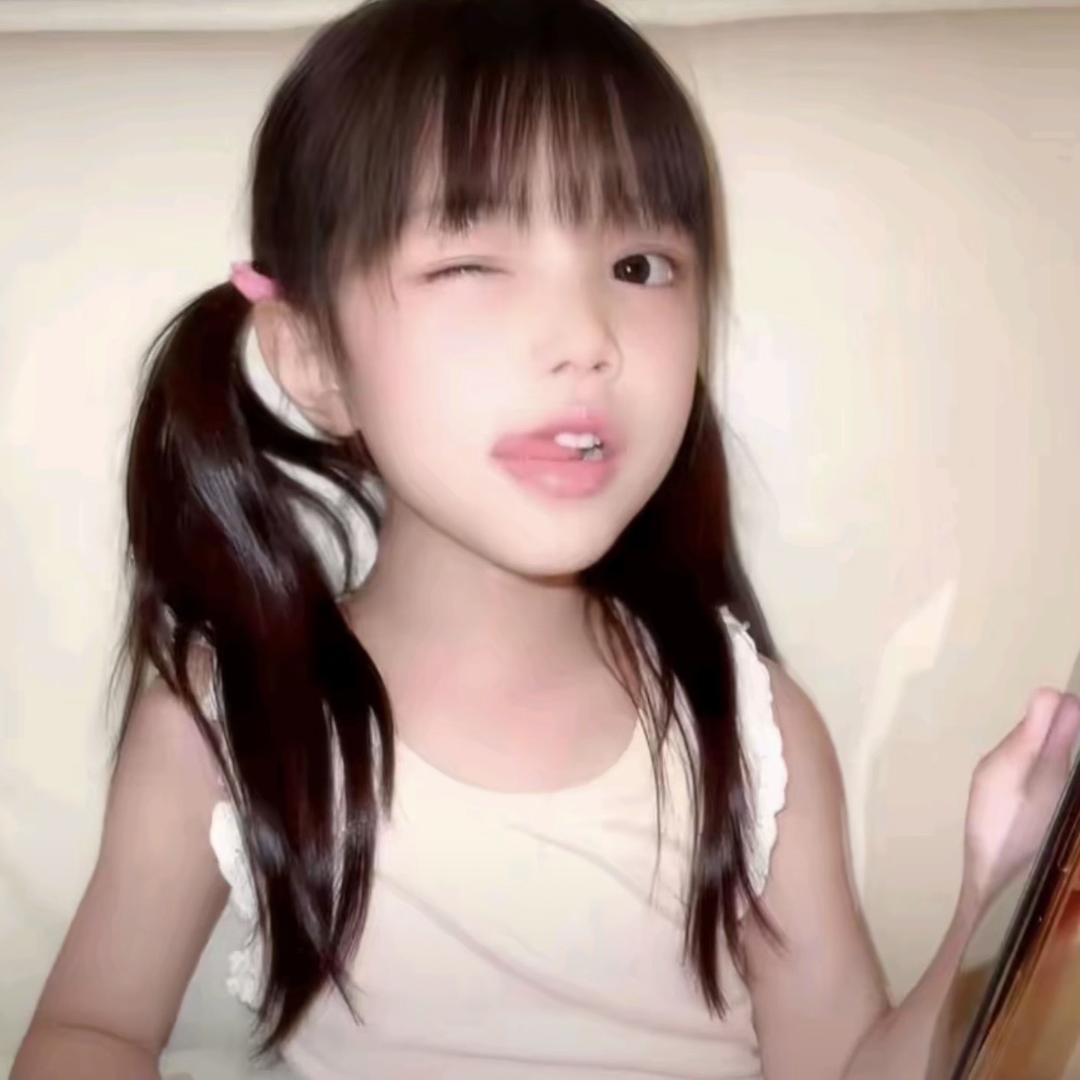 吐司耶耶^
