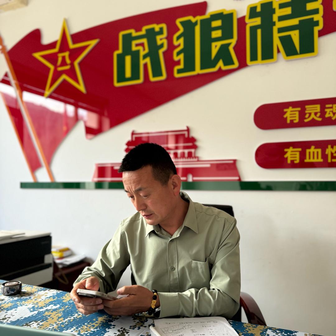 战狼侯教官