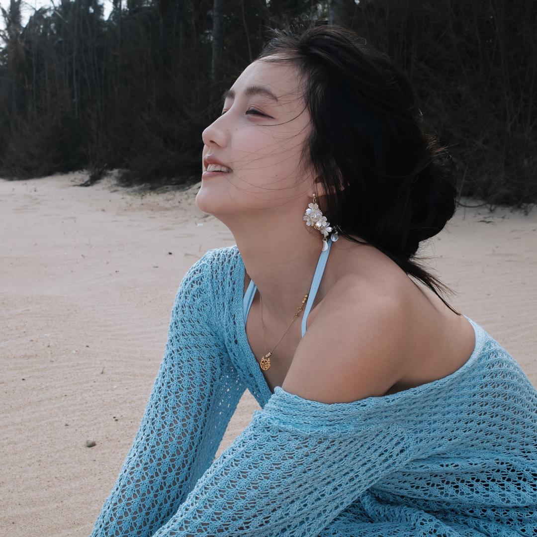 李静静