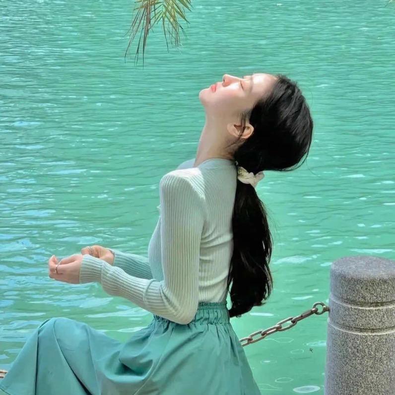 苮