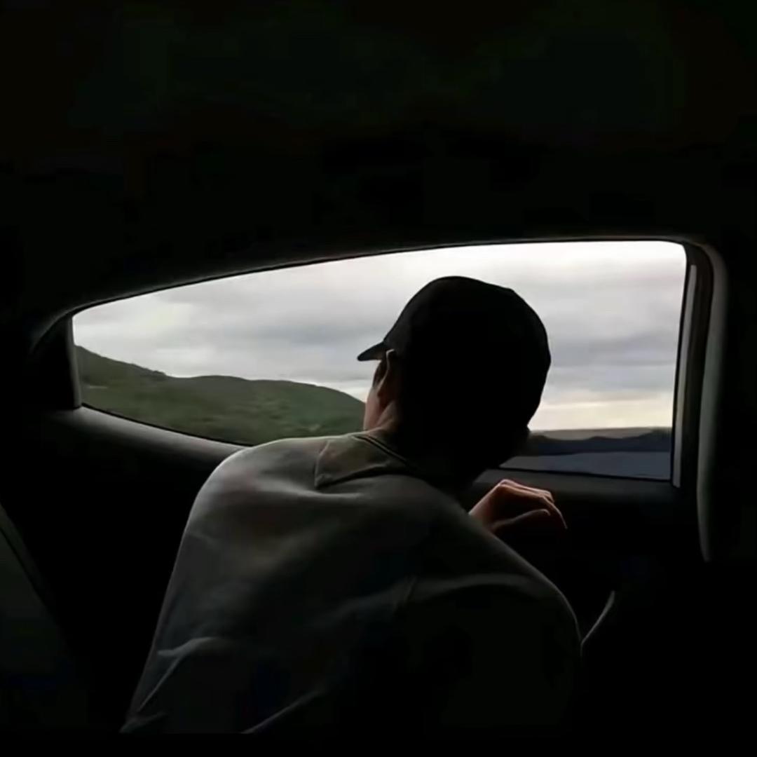 黎黎-