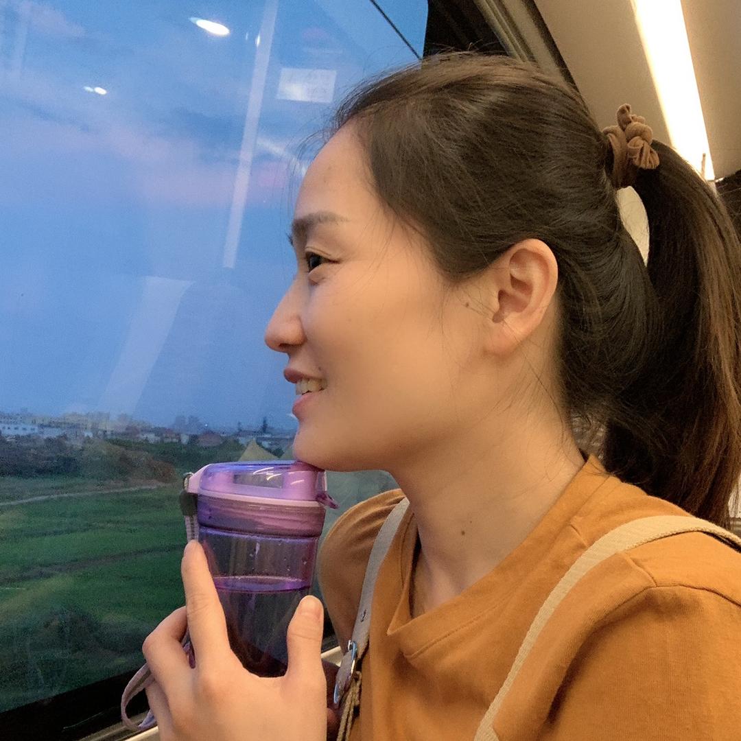 谭谭