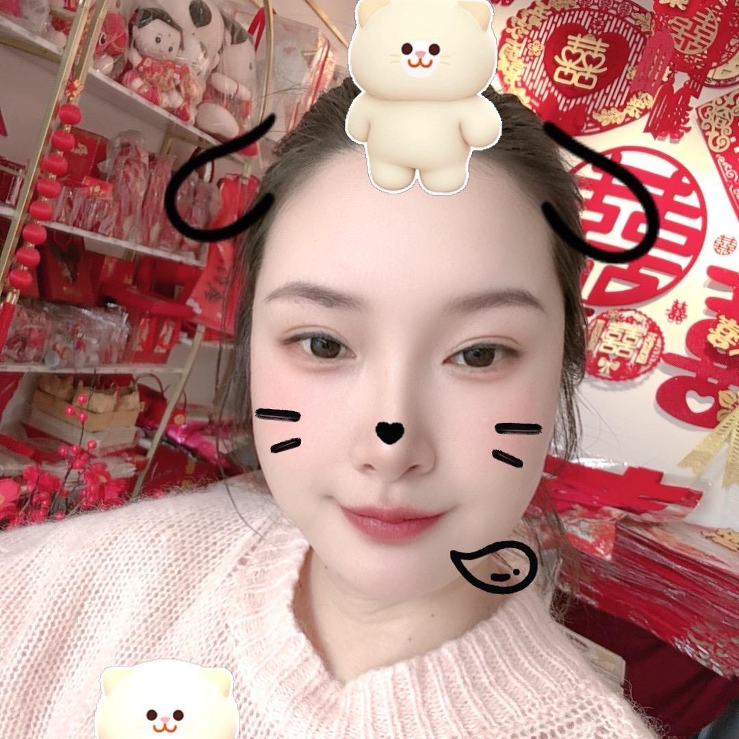 在泌阳做婚礼的小姐姐